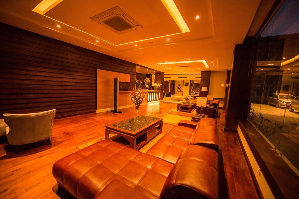 Ariya Hotel 廷布 外观 照片